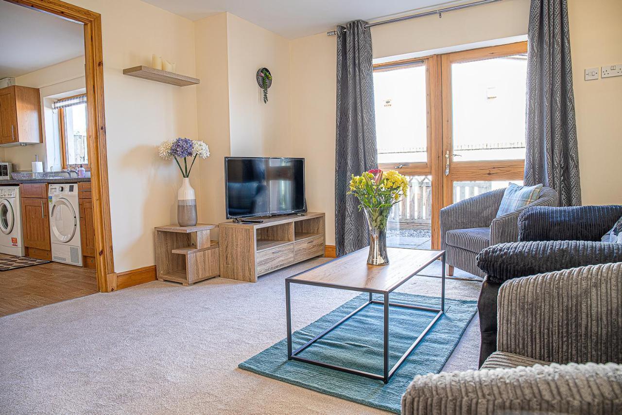 Caledonian 2 Bedroom Free Parking Инвернес Екстериор снимка
