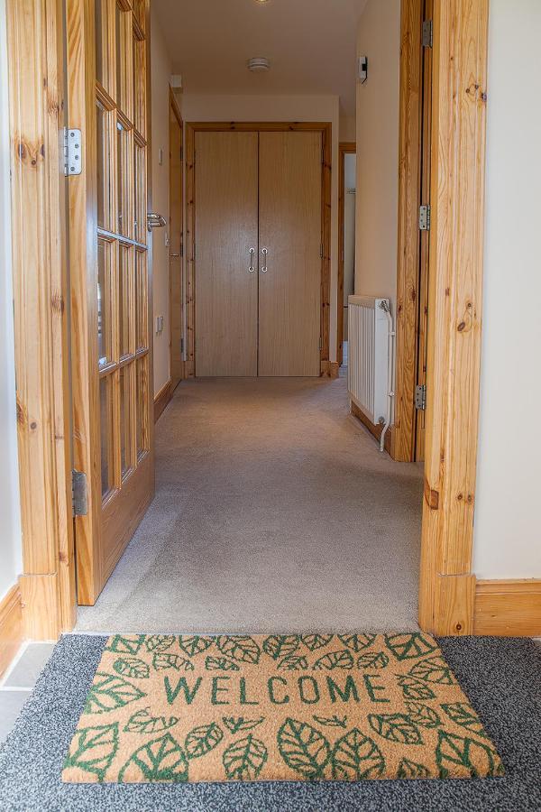 Caledonian 2 Bedroom Free Parking Инвернес Екстериор снимка