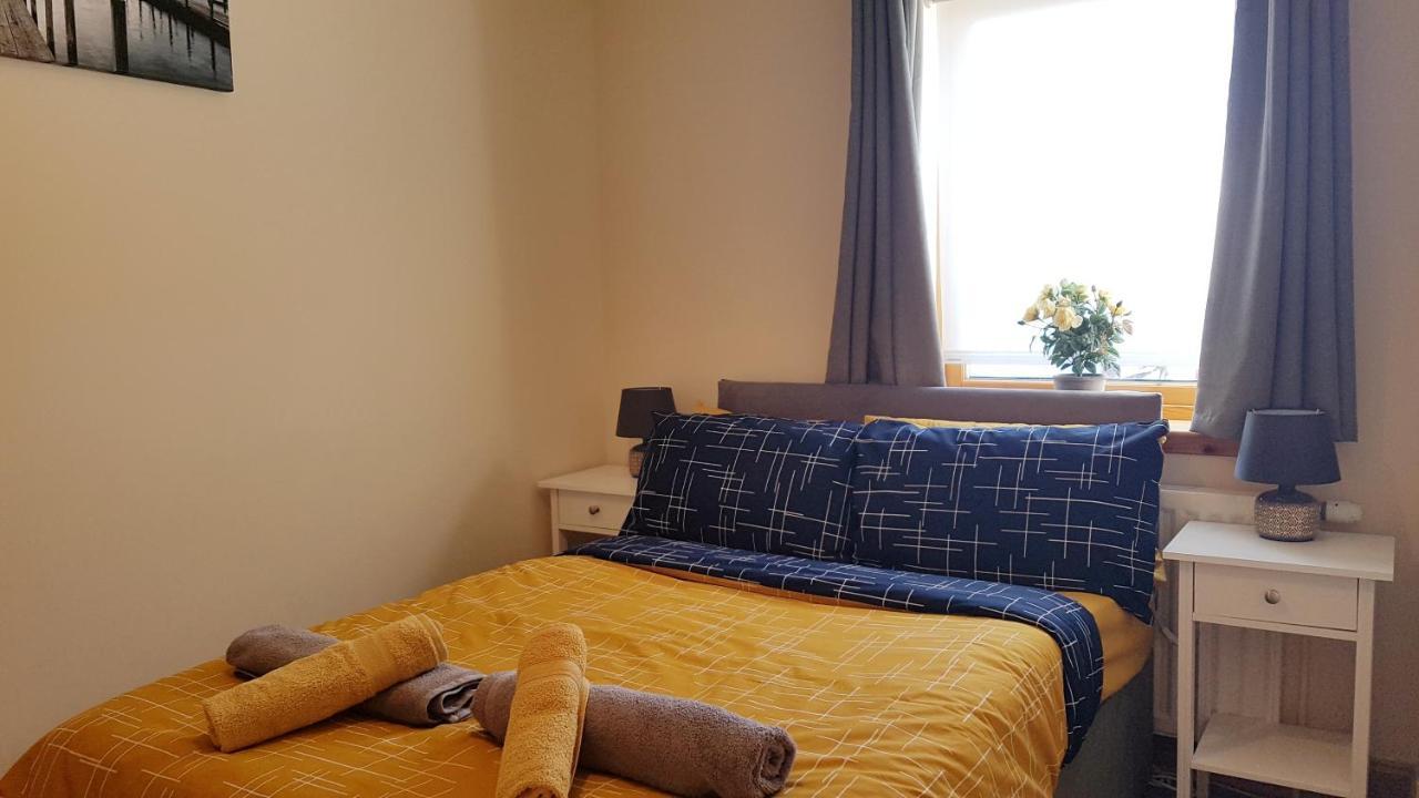 Caledonian 2 Bedroom Free Parking Инвернес Екстериор снимка